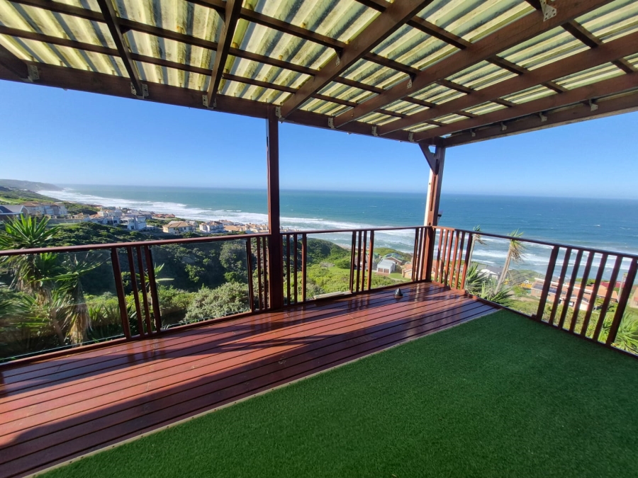 4 Bedroom Property for Sale in Dana Bay Western Cape